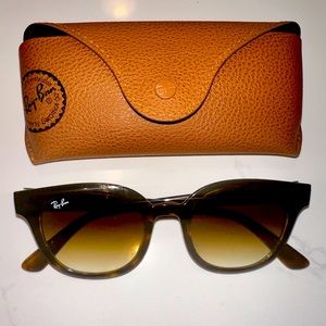 Ray-Ban Womens Sunglasses Brown/Black